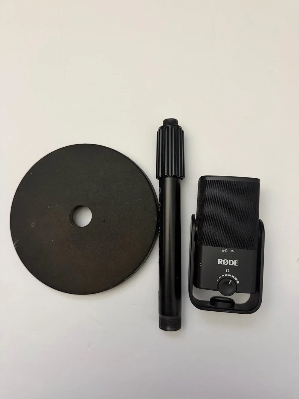 ❌SOLD❌Rode NT USB Mini Studio Microphone Black Stand Podcast Content Creator